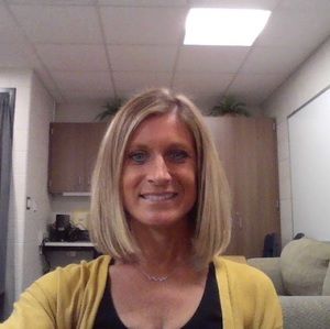 Meet your Posher, Cortney